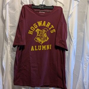 B5 Harry Potter Hogwarts Tshirt Sz 2XL